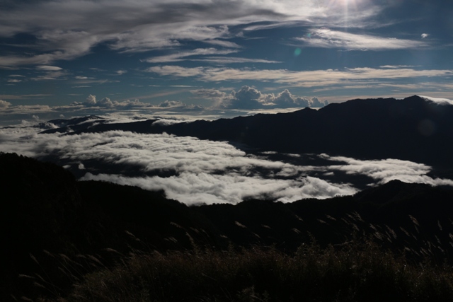 30.1018下桃山時的雲海美景.JPG