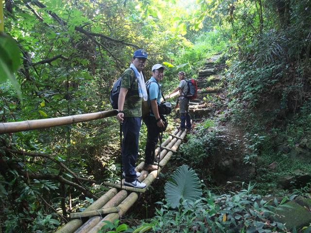 雲山寺旁登山口 .JPG.JPG