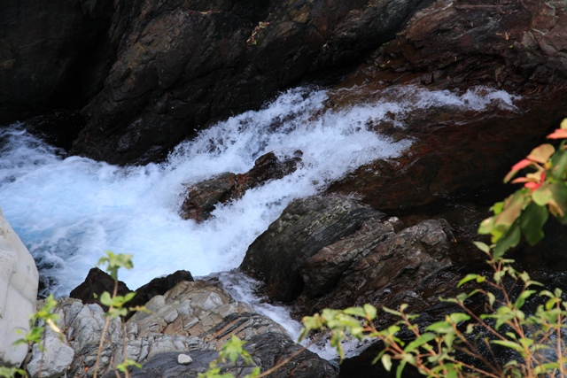 八仙山-潺潺流水-1.JPG